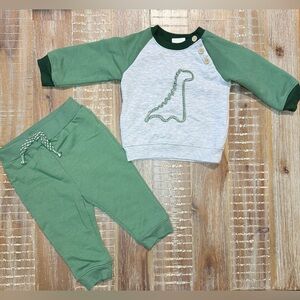 Aspen Kids baby Dinosaur Outfit